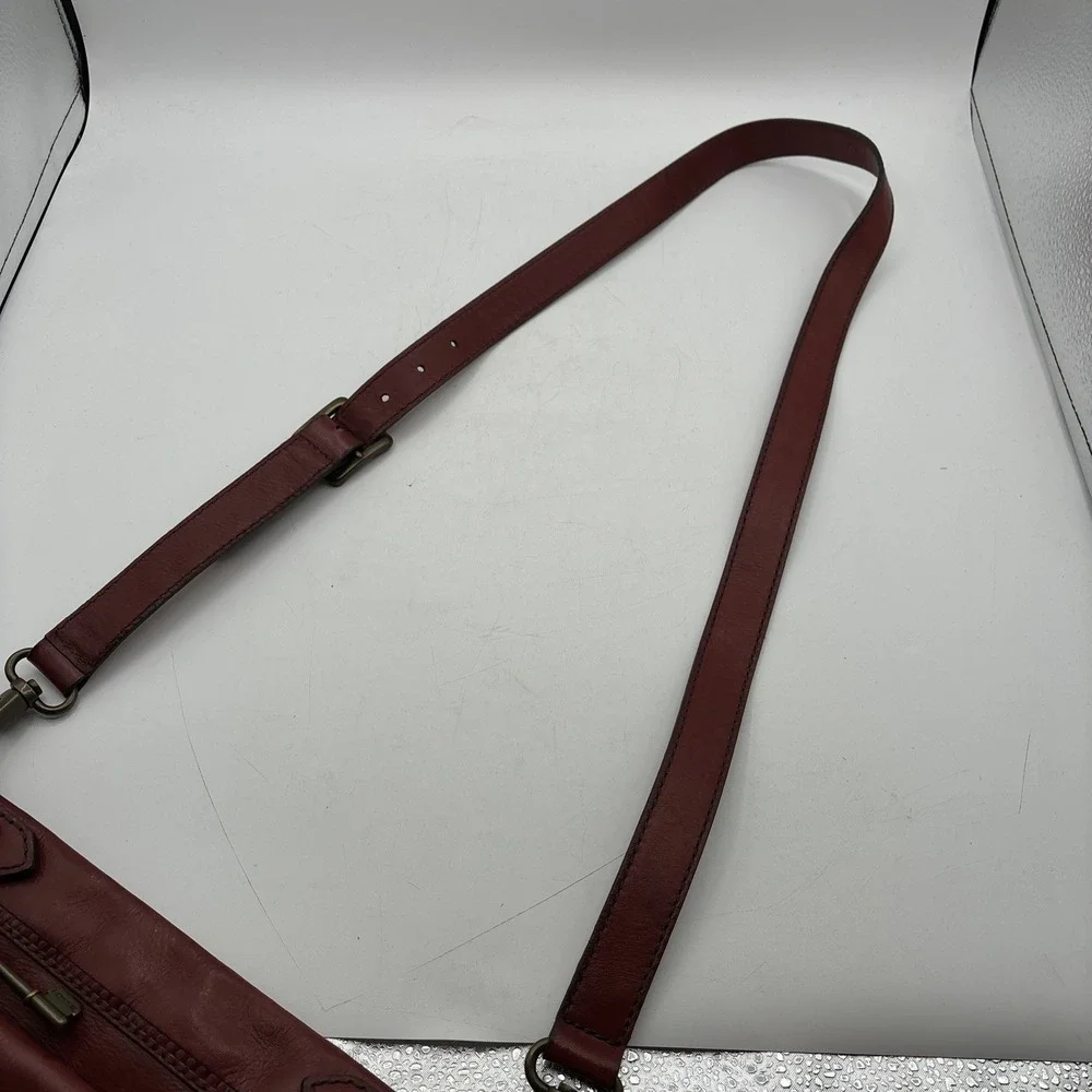 Fossil Maddox Leather Crossbody Bag Purse 90's‎ Y2K Zipper Turn Lock Key Vintage